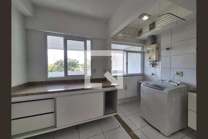 Apartment, 133 m², with a glass-enclosed balcony — photo 8