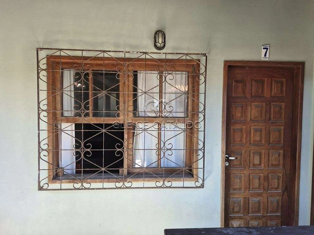 1-bedroom apartment with balcony and a closed kitchen — photo 5
