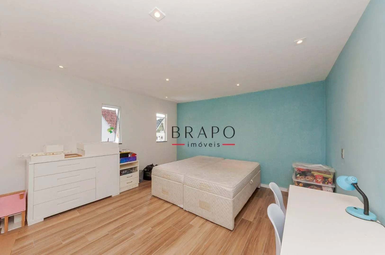 Мебльований будинок на 4 спальні та 540 м² — photo 11