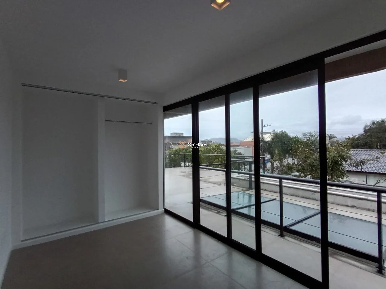 Rental house with 6 en-suite bedrooms and 513 m² — photo 36