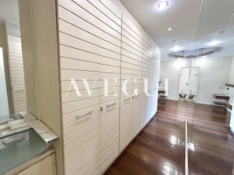 Furnished apartment, 160 m², with a washing machine — photo 12