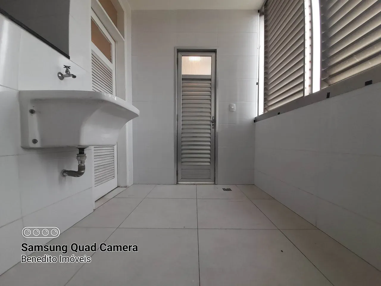 3-bedroom apartment in a building with a sauna — photo 26