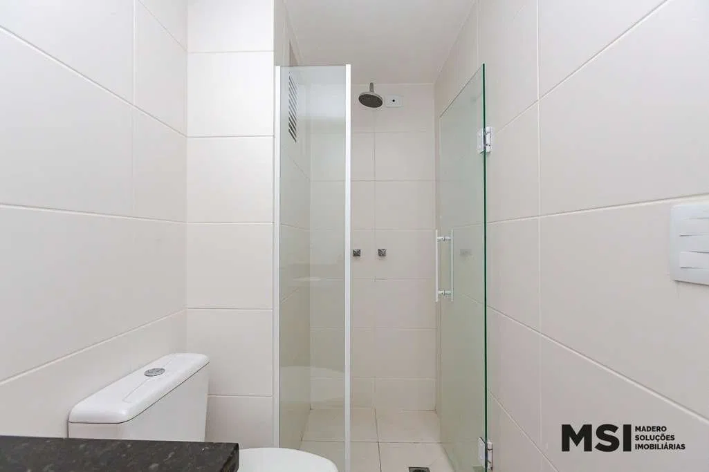 One-bedroom apartment with a washing machine in Curitiba — photo 12