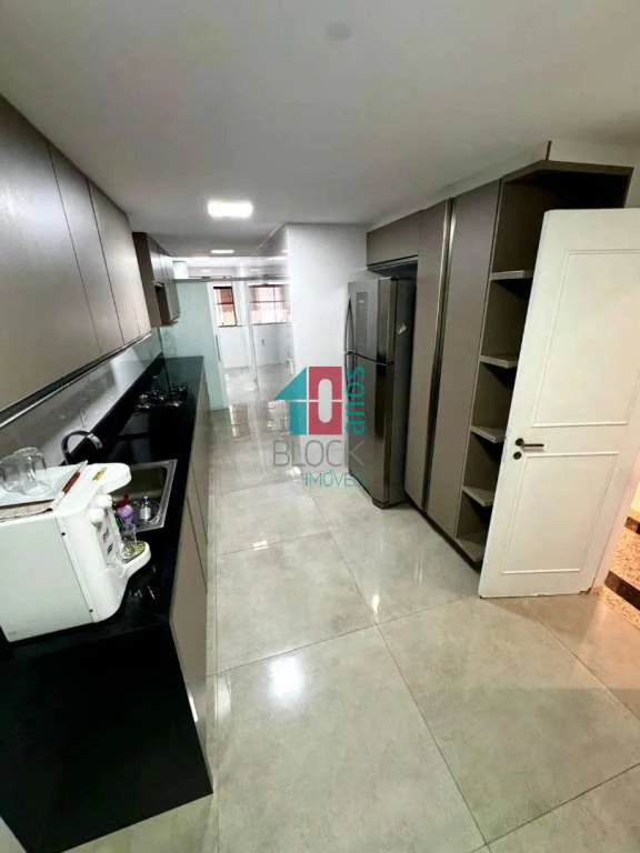 Apartamento mobiliado de 450 m² com 4 suítes — photo 9