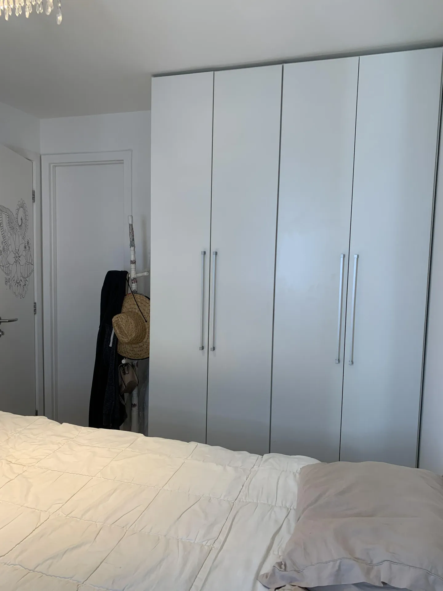 Furnished apartment, 74 m², with a glass-enclosed balcony — photo 38