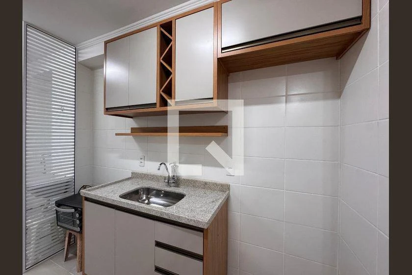 Wood or laminate floors in a 2-bedroom apartment, 55 m² — photo 28