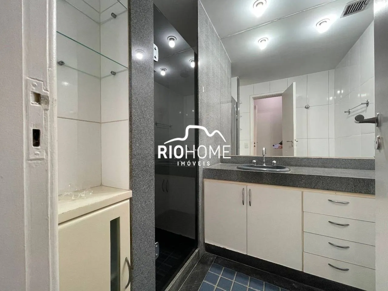 165 m² apartment with 3 bedrooms and private BBQ — photo 25