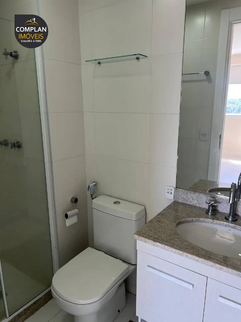 2-bedroom apartment with a water view in Rio de Janeiro — photo 9