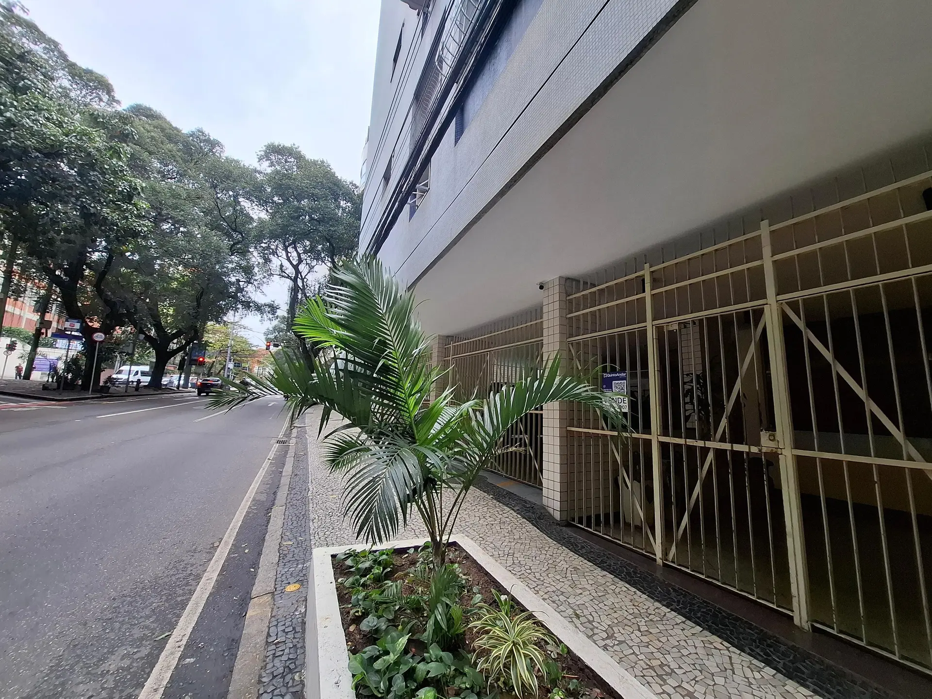 Unfurnished 3-bedroom apartment with 3 bathrooms — photo 35