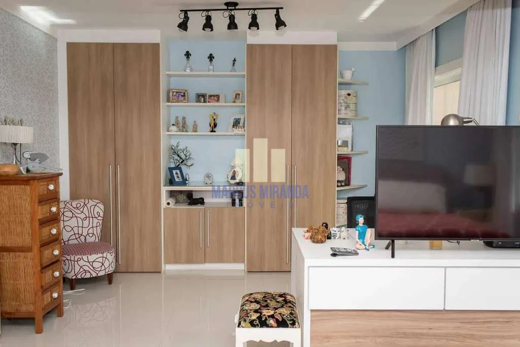 Casa em condomínio com 3 suítes e varanda envidraçada — photo 17