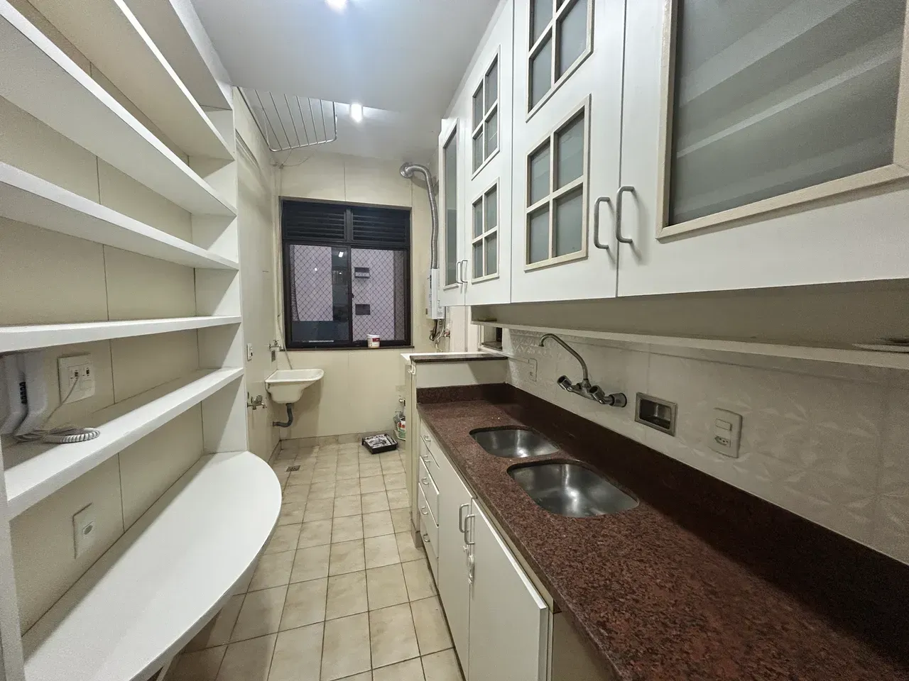 3-bedroom apartment with a glassed-in balcony and 130 m² — photo 9