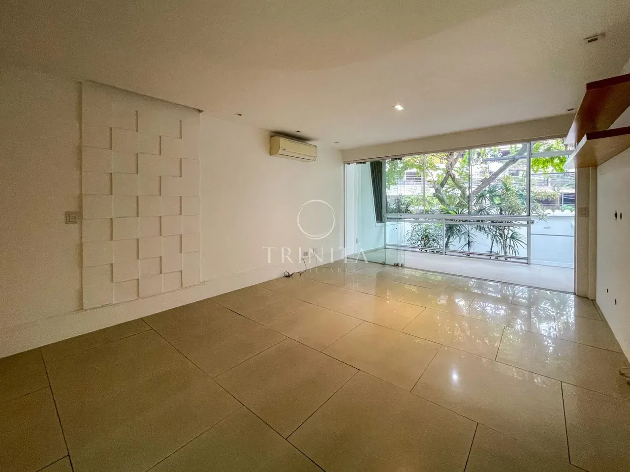 House for rent with 4 bedrooms and 5 bathrooms — photo 8