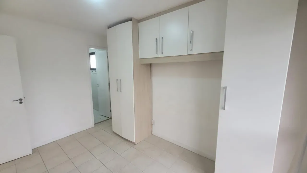 70 m² apartment with 3 bedrooms, 2 bathrooms and parking — photo 34
