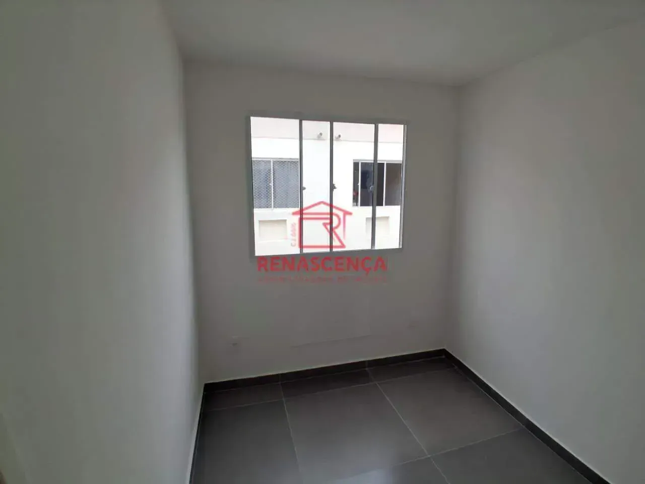 2-bedroom apartment with 1 parking spot and gas stove — photo 4