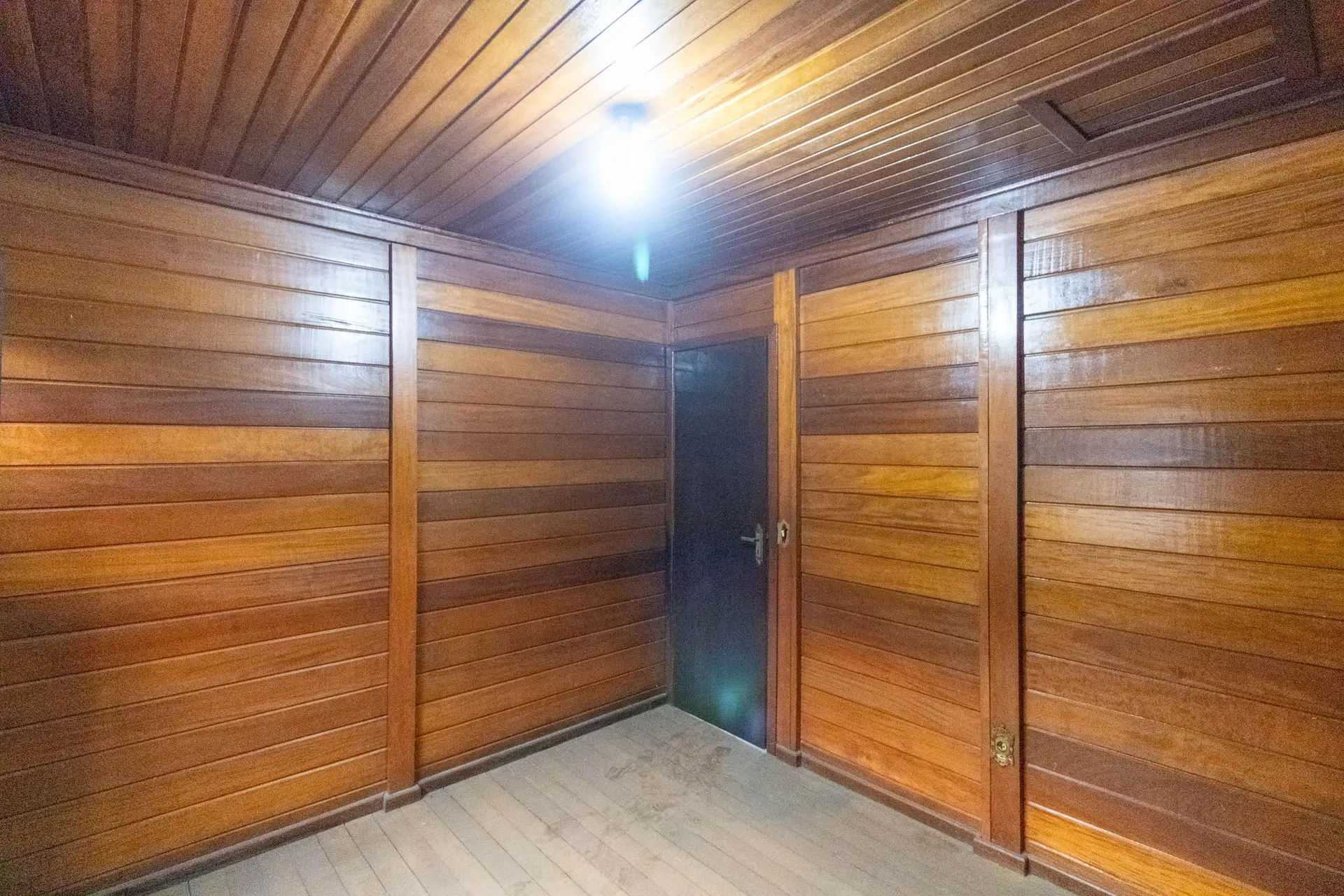House with 2 bedrooms and a balcony — photo 15