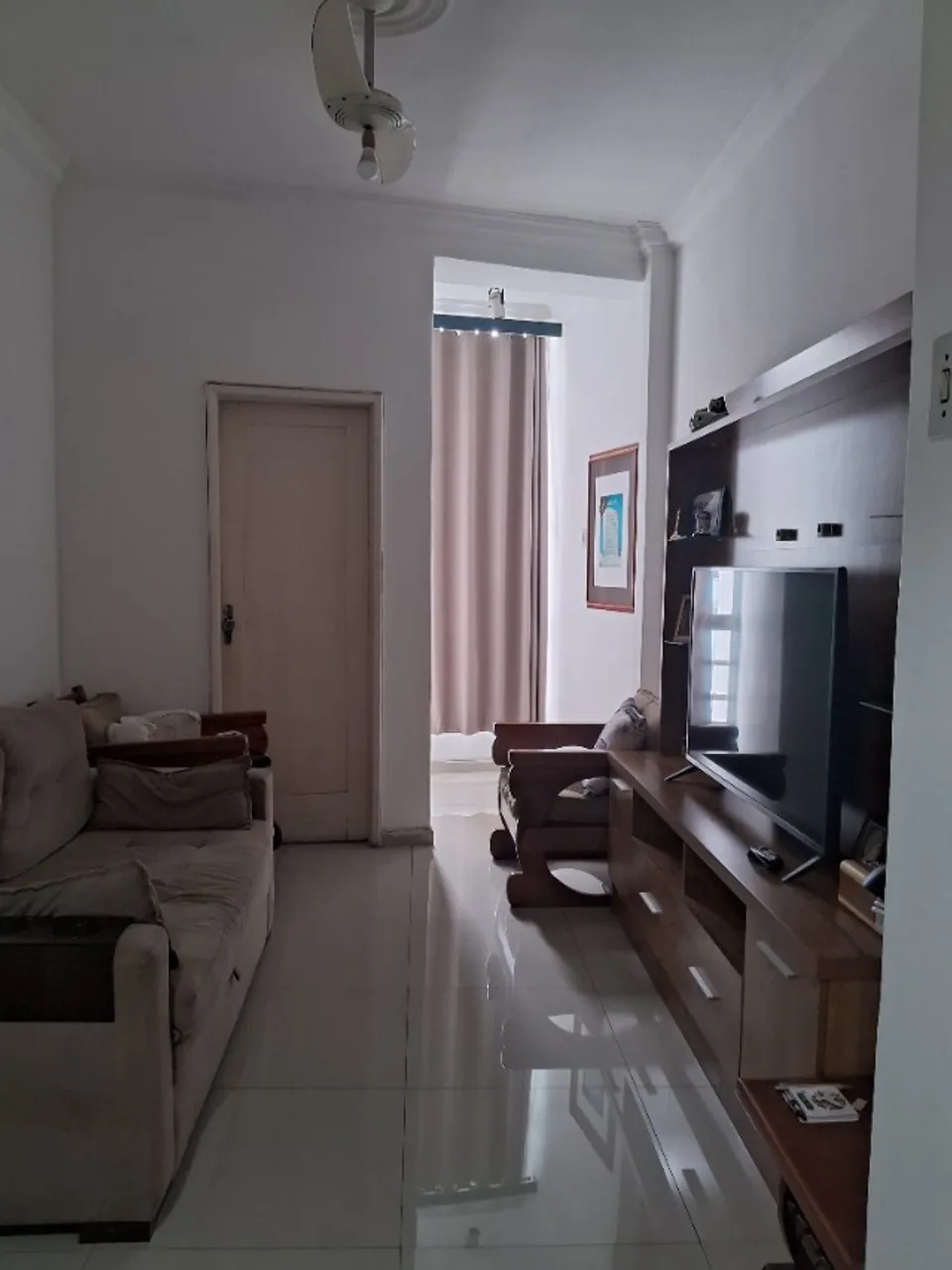 2-bedroom apartment with a washing machine