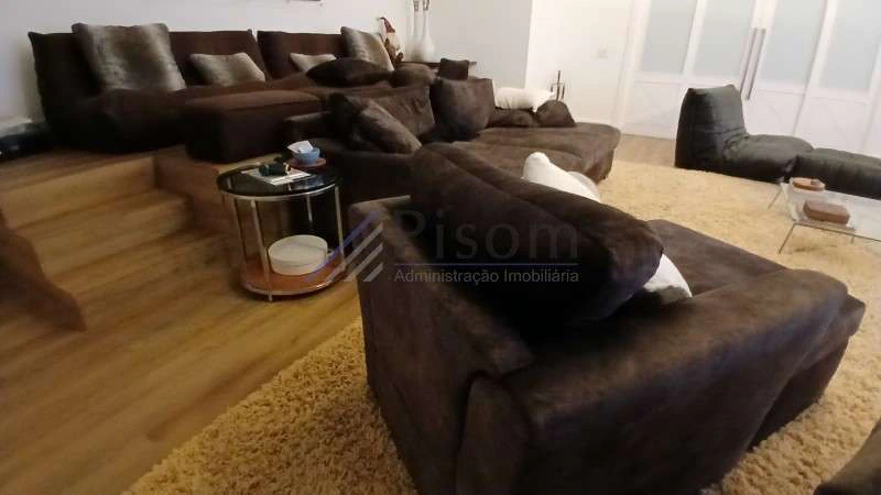 Casa sem mobília 980 m² com 5 suítes e 8 banheiros — photo 5