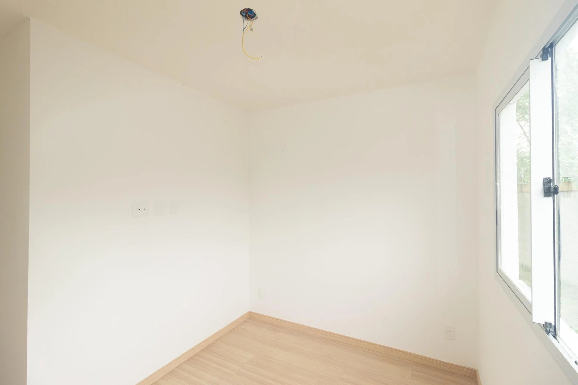 Apartamento de 2 quartos em condomínio com academia — photo 3