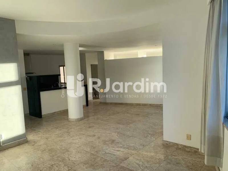 One-bedroom, 55 m² apartment in Rio de Janeiro — photo 23