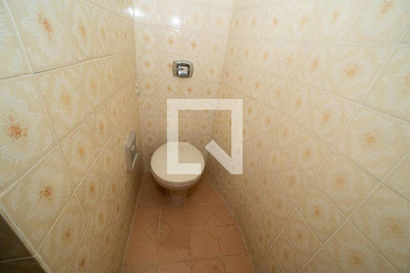 90 m² apartment with a park view and a bathtub — photo 39