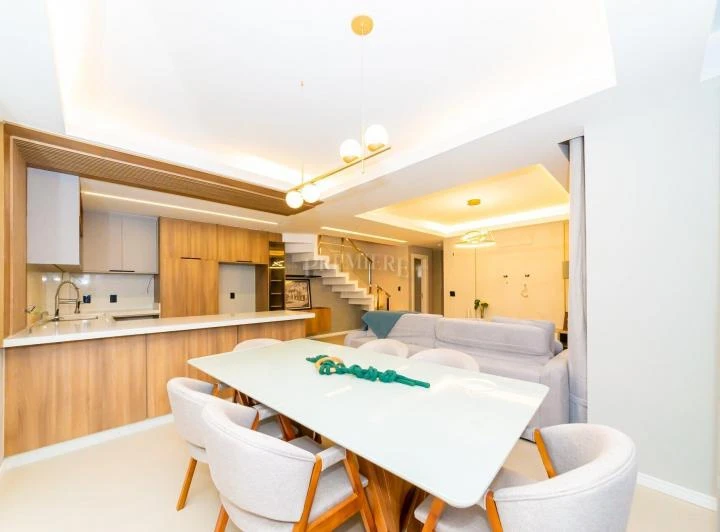 House for rent with 3 bedrooms and 4 bathrooms — photo 7