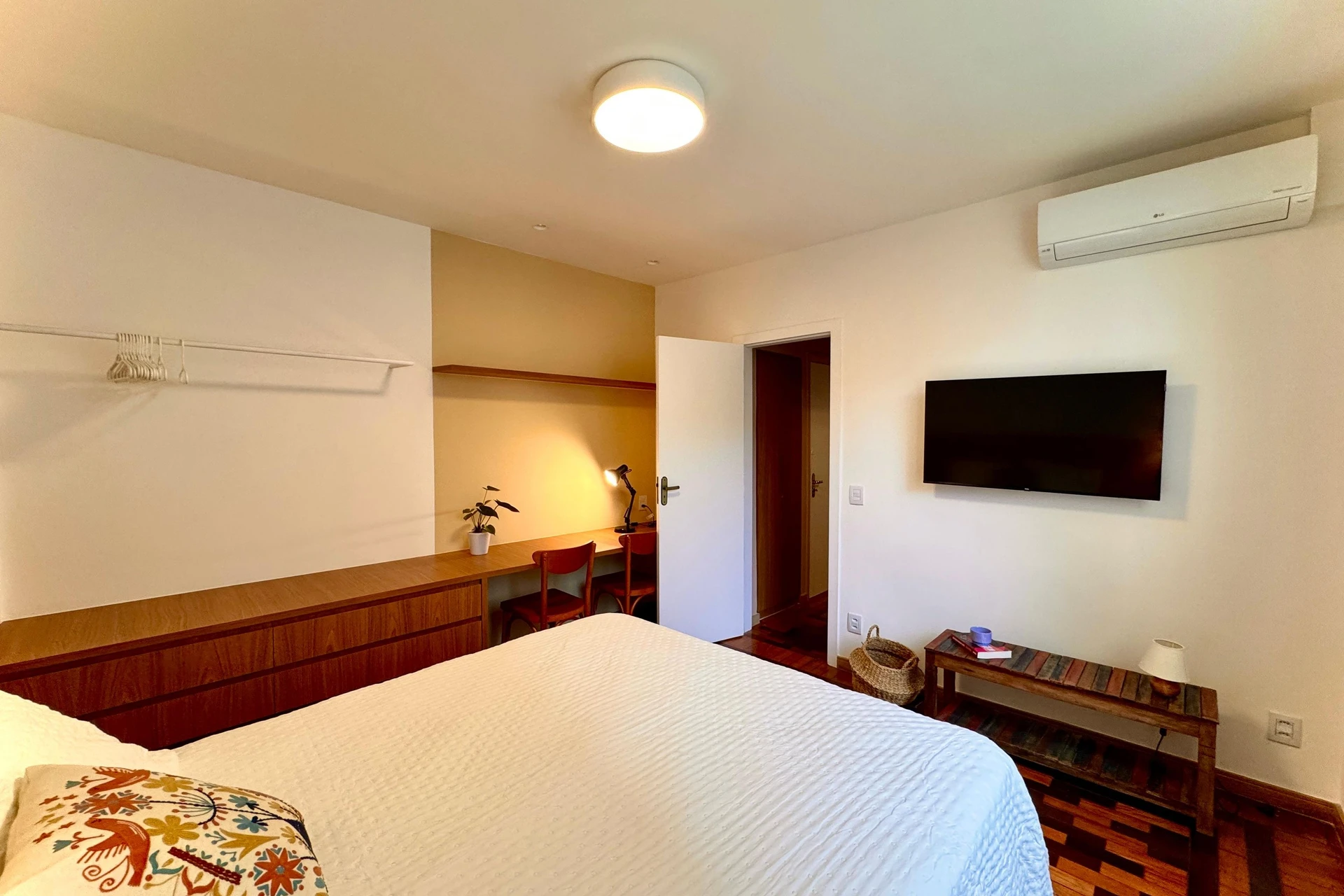 Apartamento amueblado de 1 dormitorio sin plaza y 1 baño — photo 3