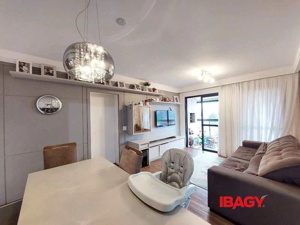 3-bedroom apartment with 135 m² and 2 parking spots