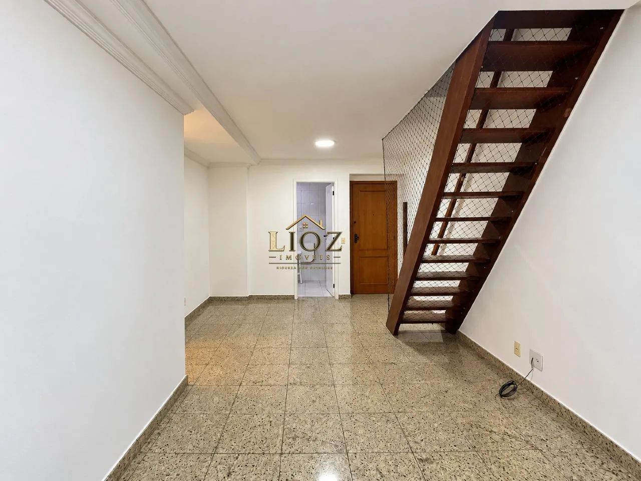 Apartamento de 4 quartos em condomínio com piscina — photo 4