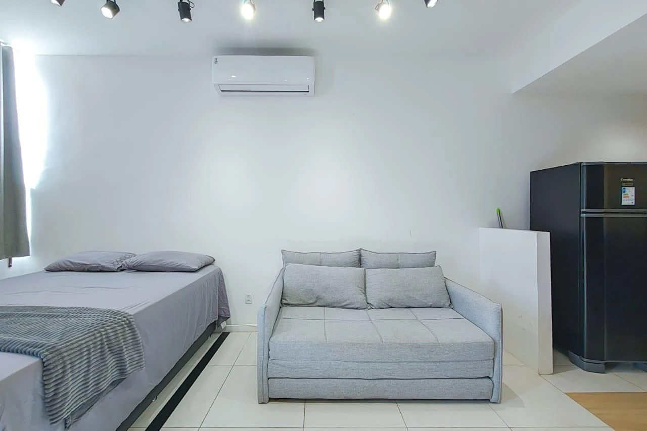 Monoambiente amueblado, 40 m², con espacio de home office — photo 3