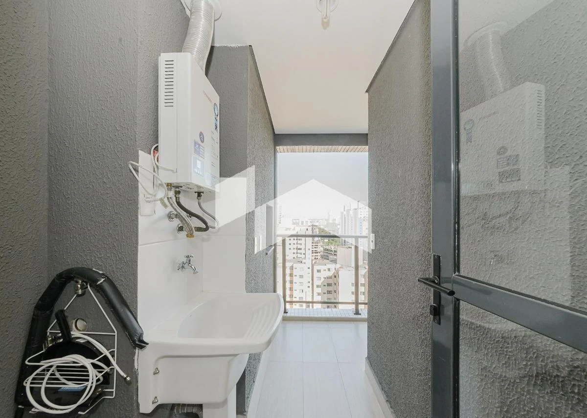 Furnished studio in a building with a gym — photo 15