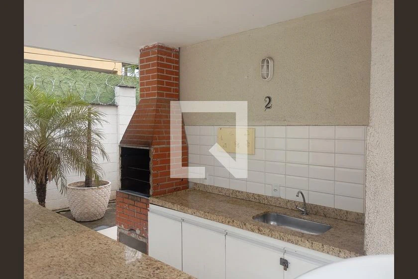 144 m² rental apartment with 2 bedrooms and no parking — photo 25