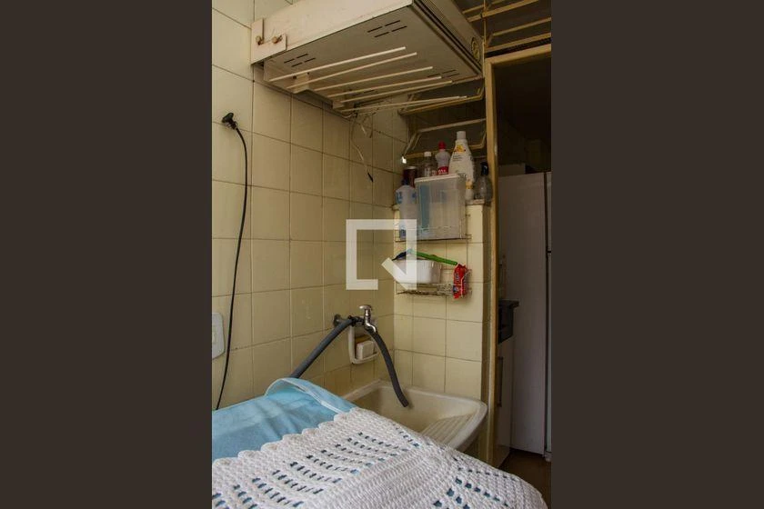 90 m² apartment with 2 bedrooms and a closed gas kitchen — photo 31