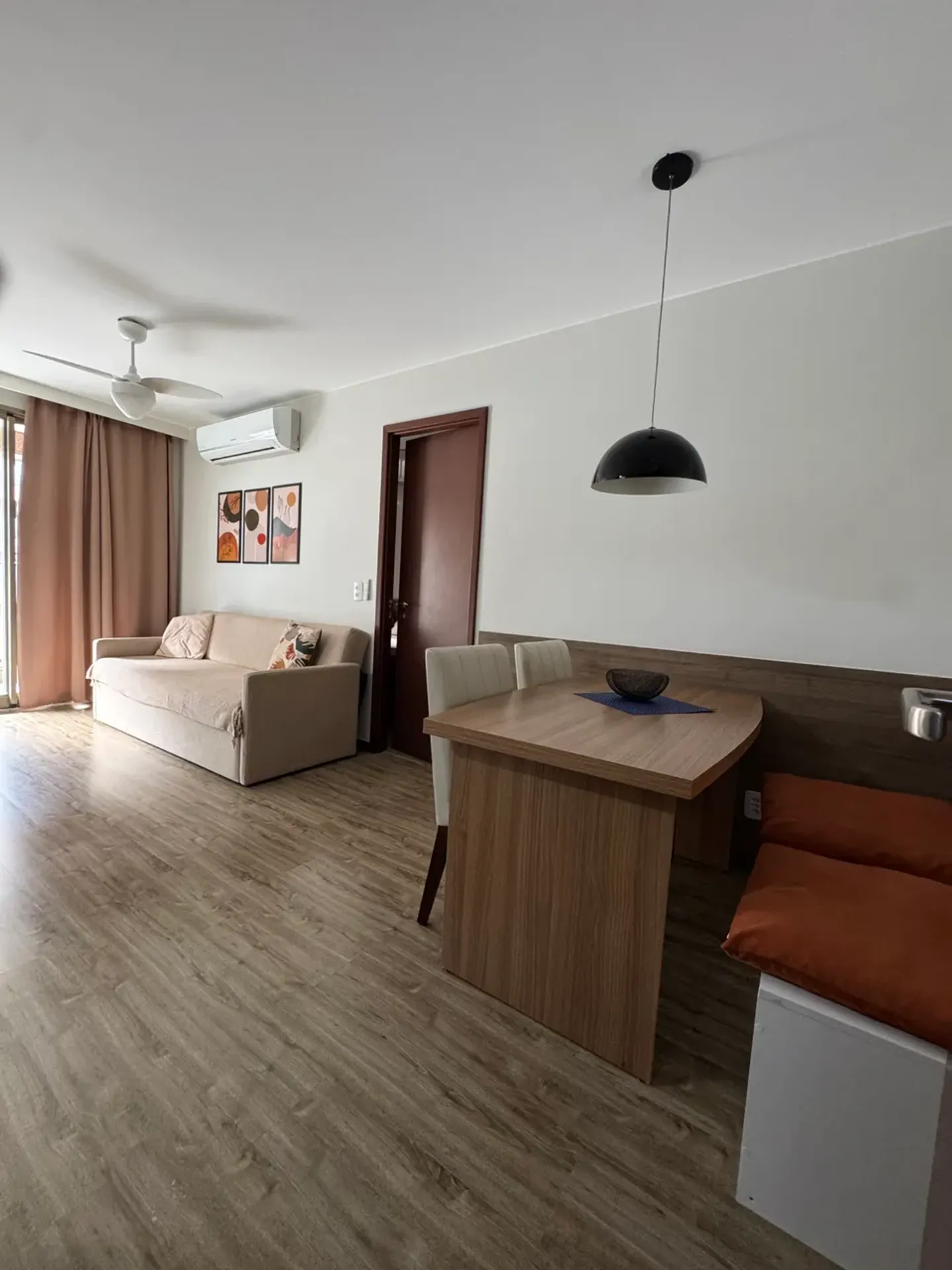 69 m² apartment with a mountain view and a home office — photo 13