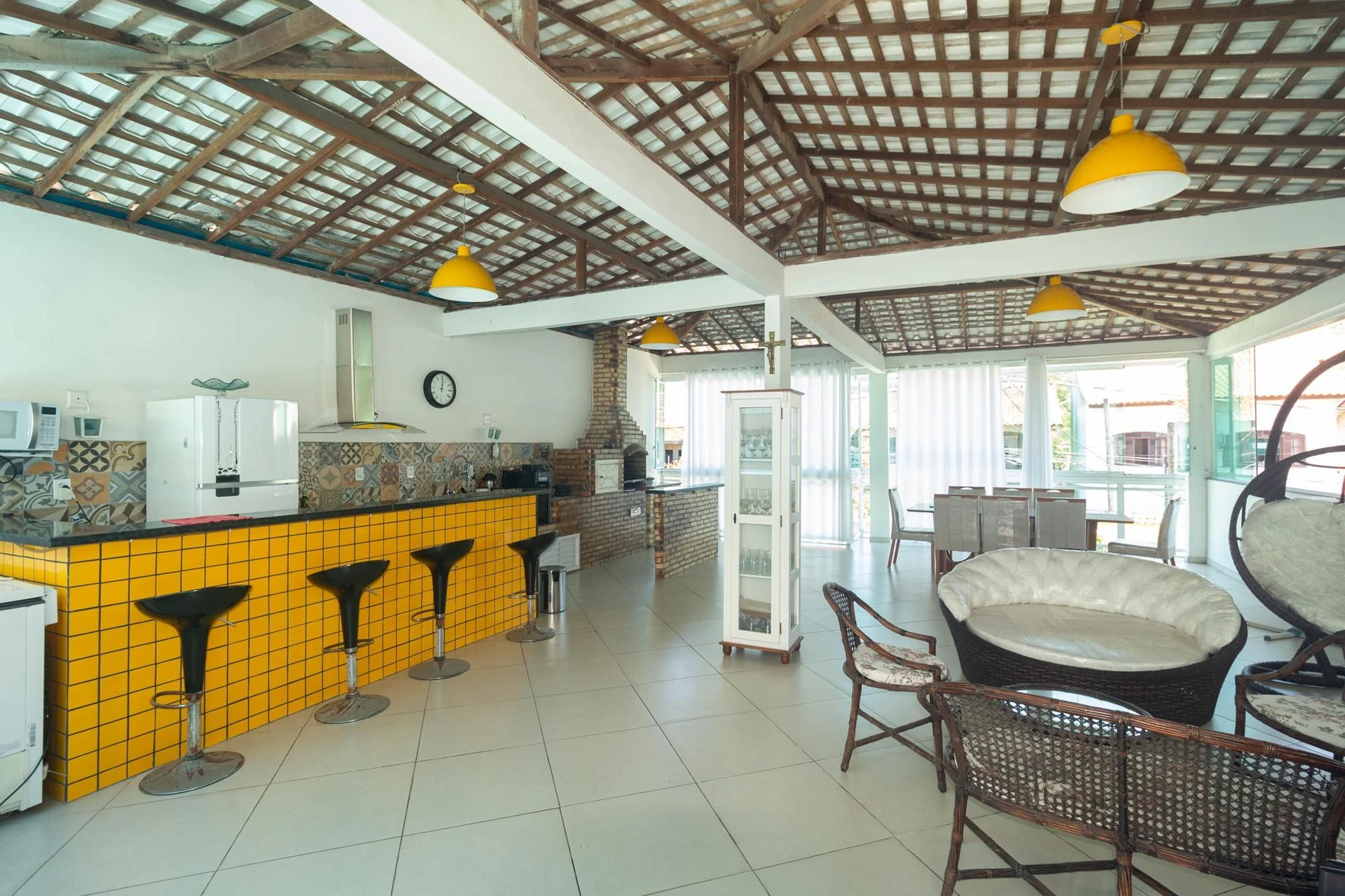 Furnished house with 3 bedrooms and 3 bathrooms