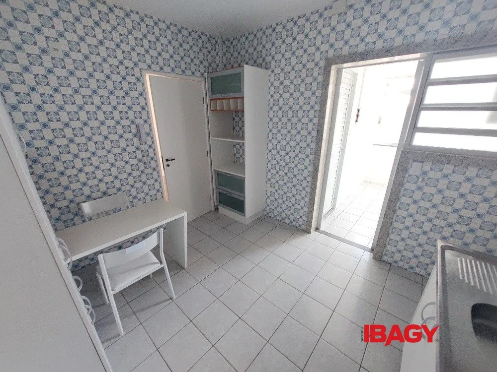 Apartment, 103 m², with a bathtub — photo 29