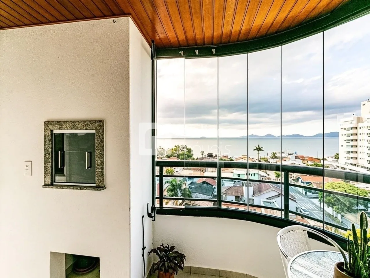 Furnished 297 m² apartment with 3 en-suites and 7th floor — photo 15
