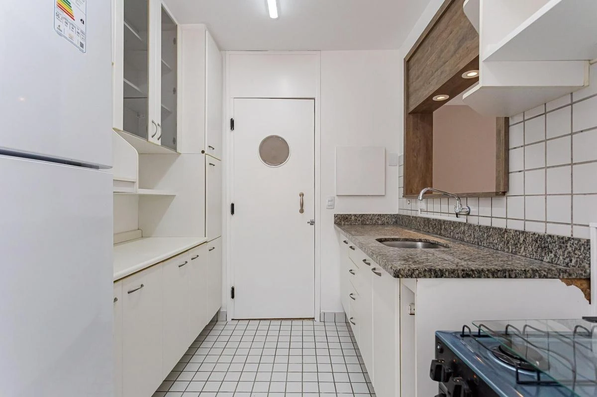 113 m² apartment with 2 bedrooms and enclosed balcony — photo 9