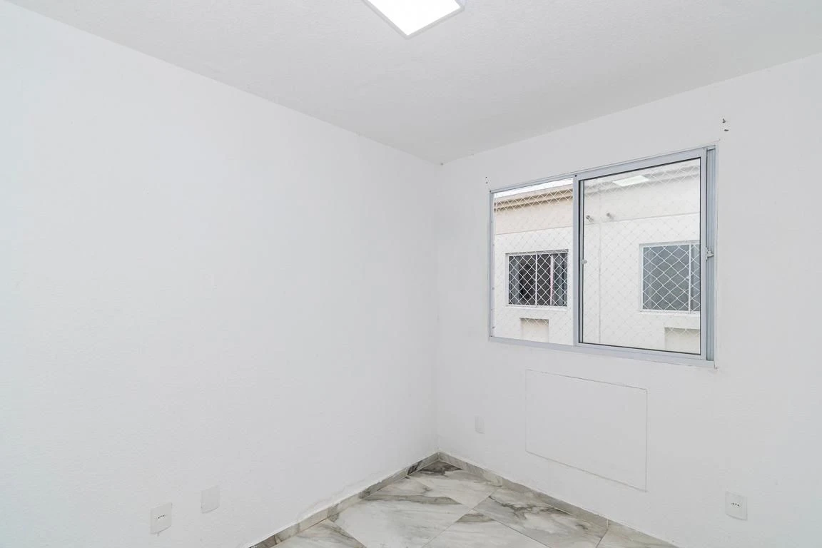 2-bedroom apartment with 1 bathroom, no parking — photo 31