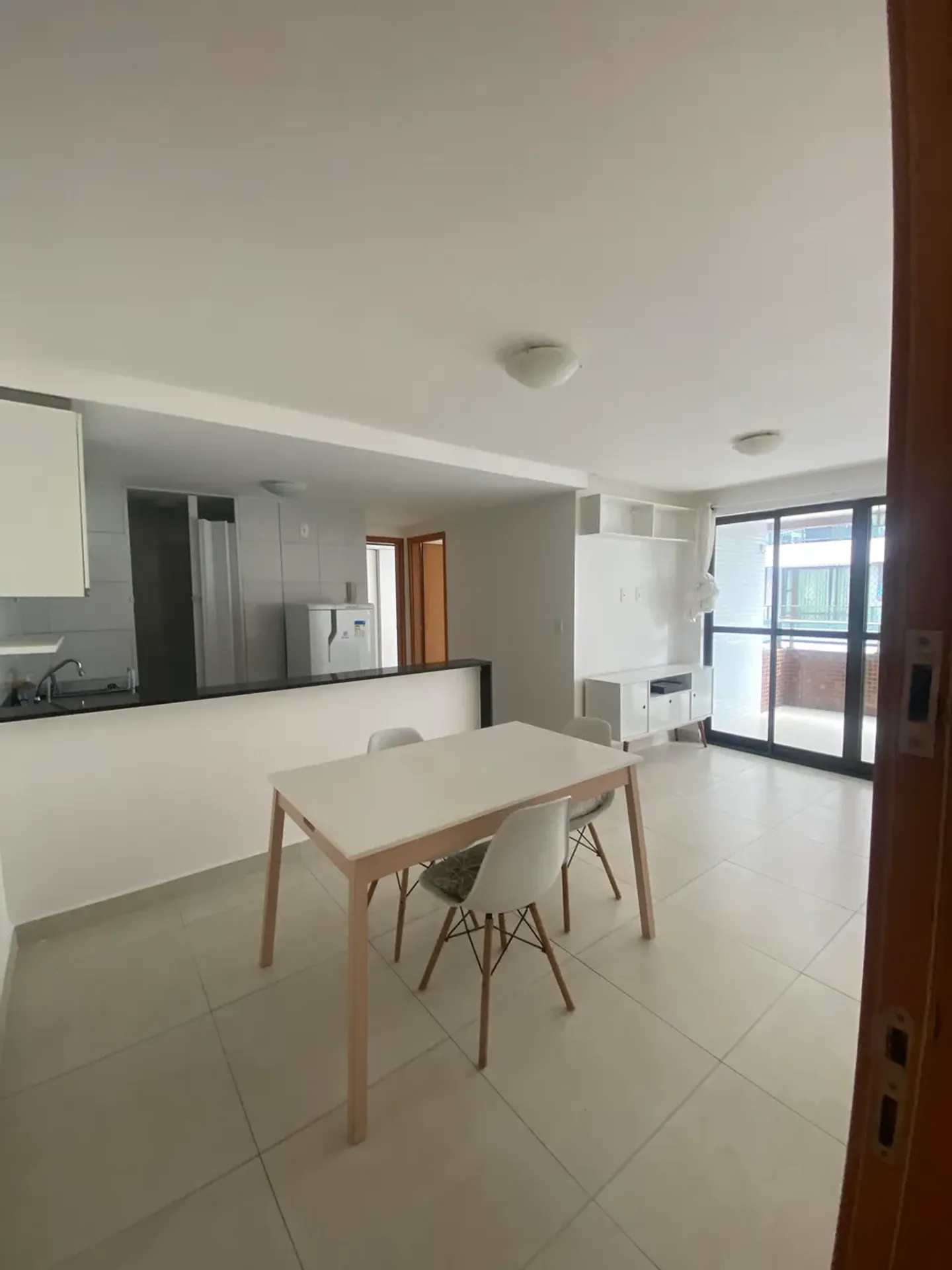 2-bedroom apartment with a washing machine — photo 7