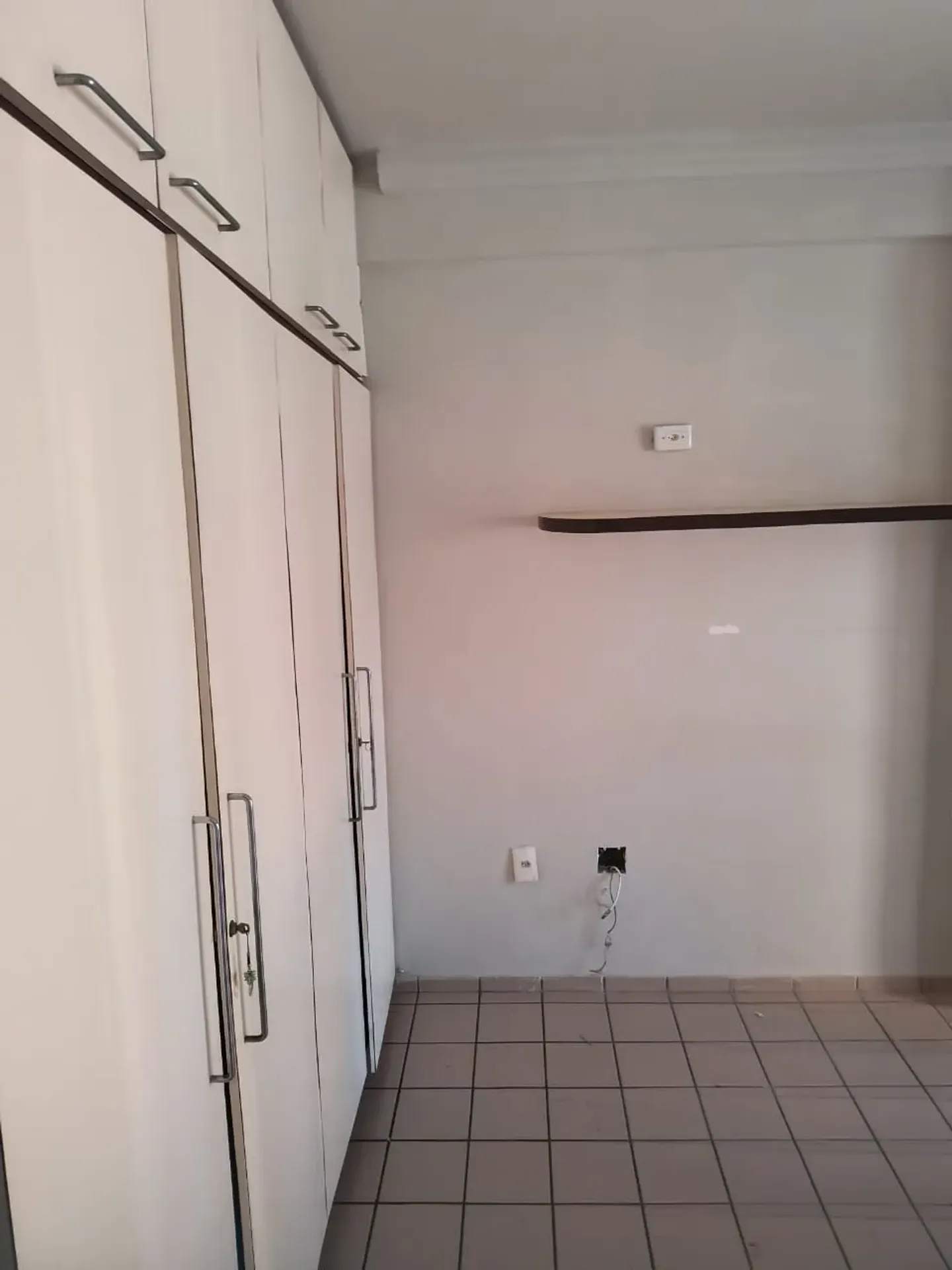 Apartment with 4 bedrooms and a private garden — photo 21