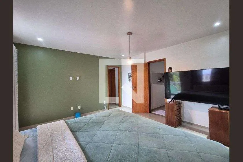 Condominium house with 4 bedrooms and a gas stove — photo 7