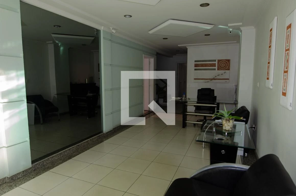 Apartamento com 3 quartos, 1 suíte e 3 vagas de garagem — photo 3