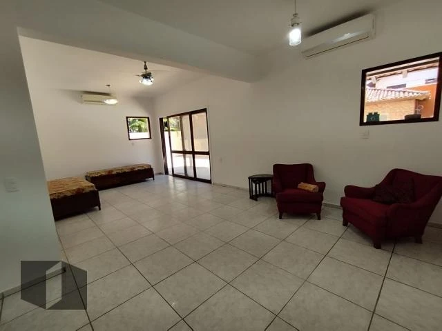 602 m² house with 4 bedrooms and a gas stove kitchen — photo 6