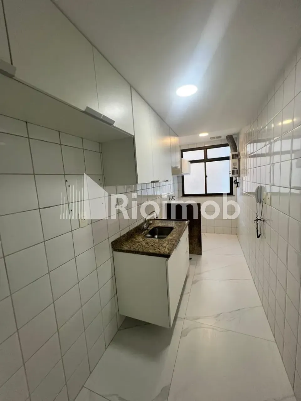 3-bedroom apartment with 2 bathrooms and parking spot — photo 6