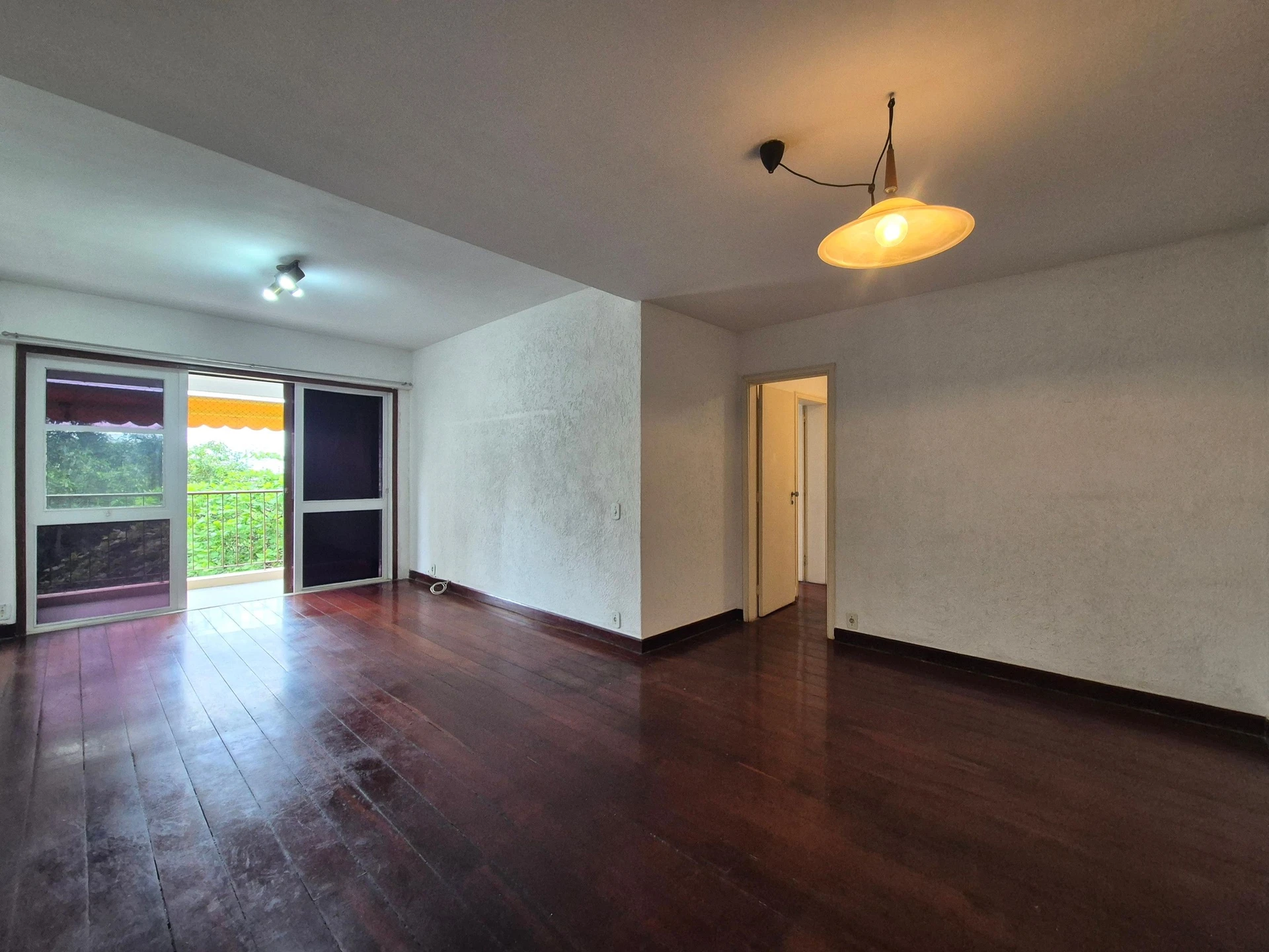2-bedroom apartment in a building with a sauna — photo 8