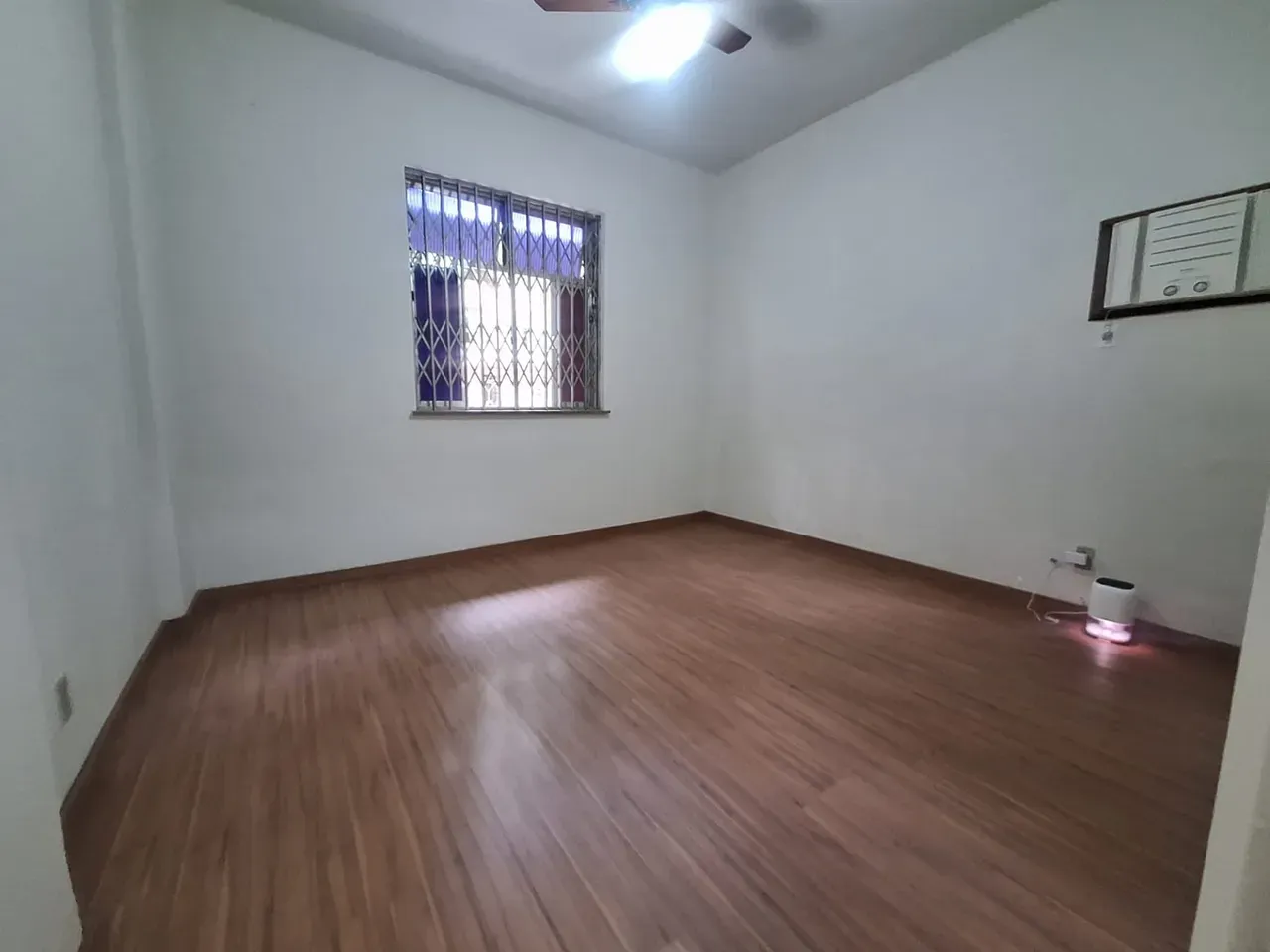 Apartment on the 1st floor with wood or laminate floors — photo 16