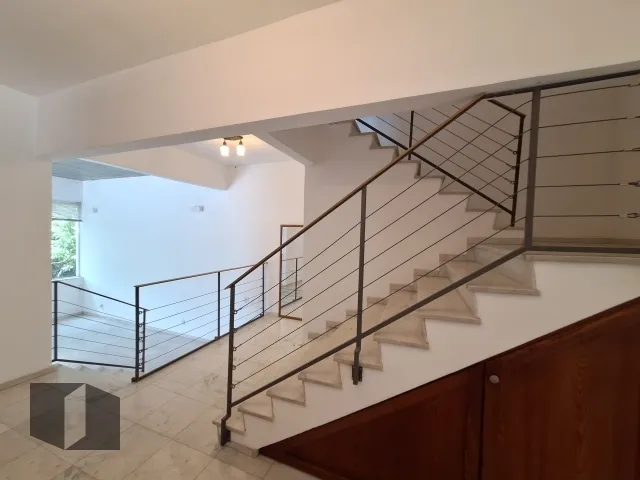 House with 4 bedrooms and 5 bathrooms, gas kitchen — photo 14