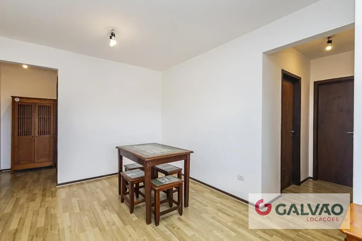 2-bedroom apartment in a building with a gym — photo 22
