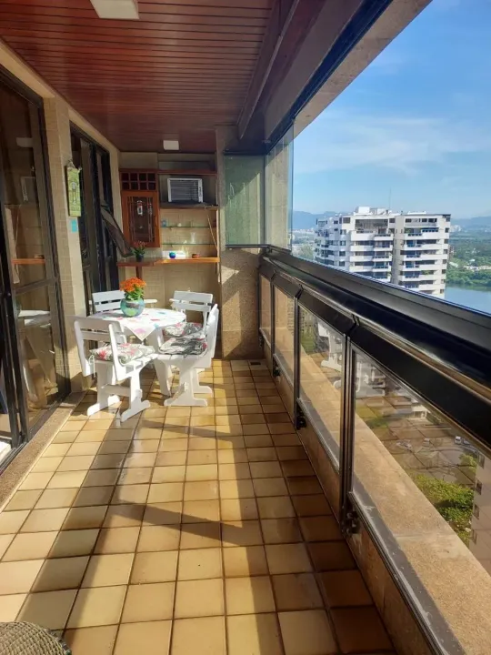 Apartamento de 3 quartos e 3 banheiros com 2 vagas — photo 4