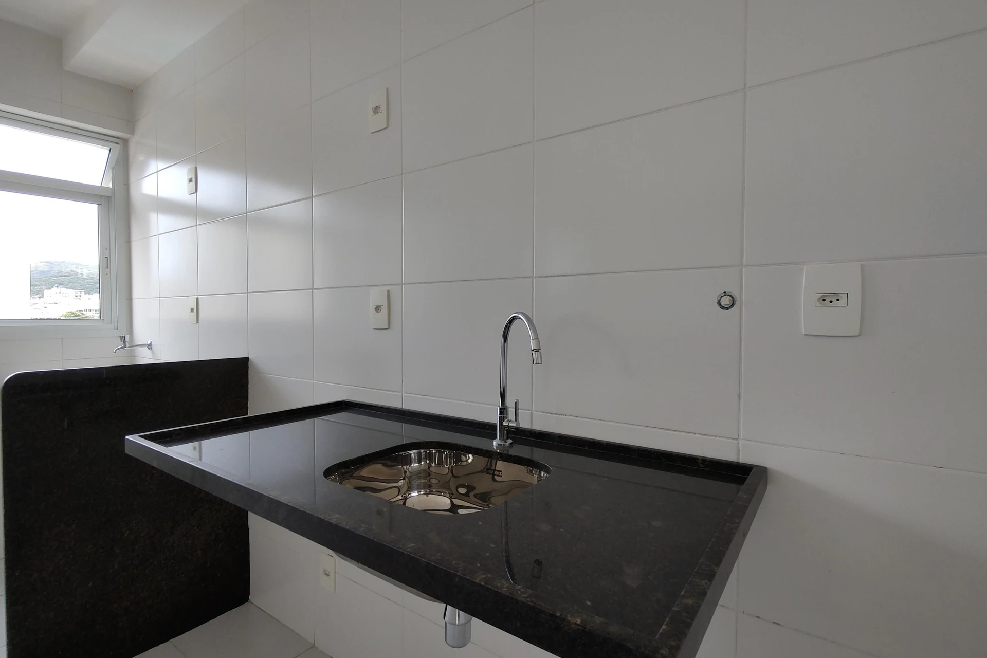 Apartamento de 2 quartos com piscina no condomínio — photo 6